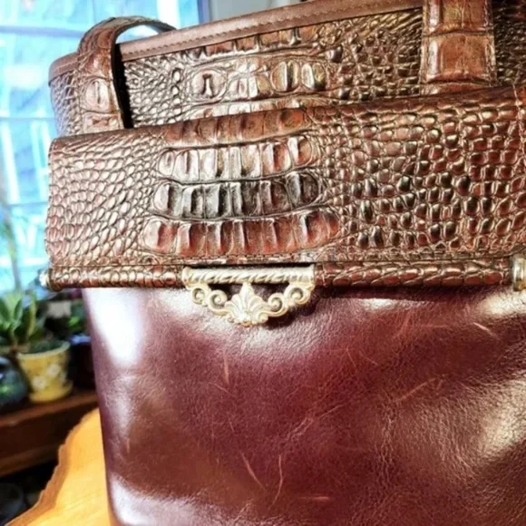 Vintage Brighton Croc Pattern Bucket Bag - Picture 11 of 11